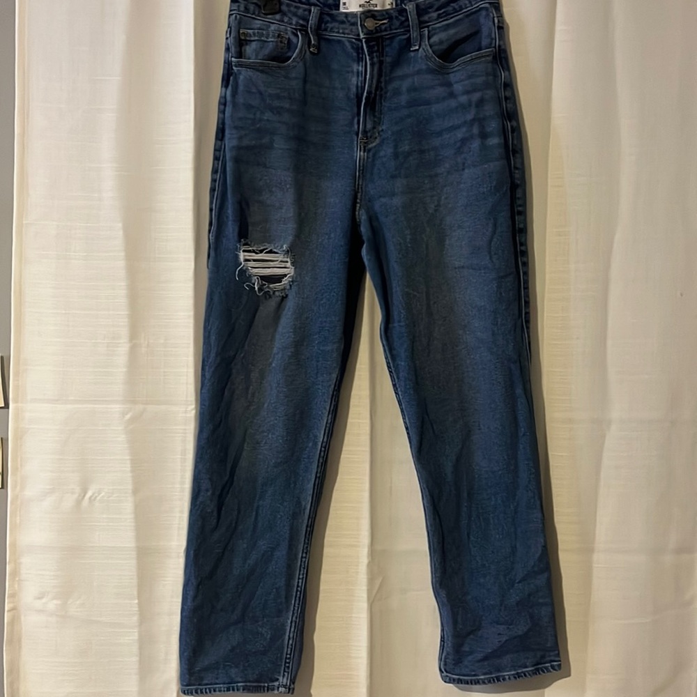 Hollister- Curvy Ultra High-Rise Vintage Straight size:29